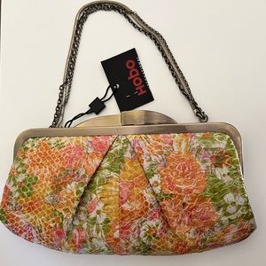 Hayley Clutch - Floral